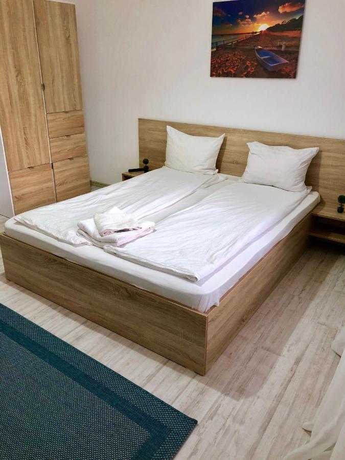 City Break Maya Apartment Oradea Exterior foto